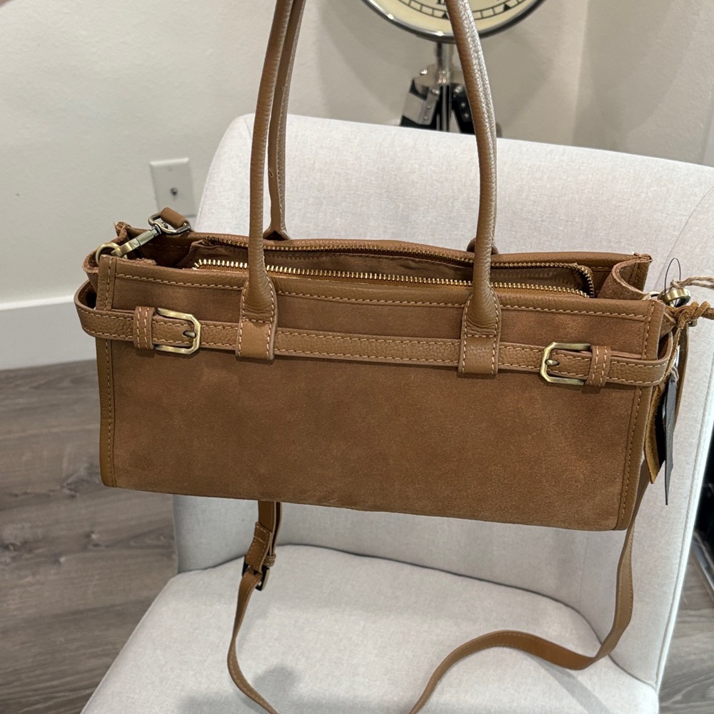 Viral NWT Chic Tan Leather Satchel